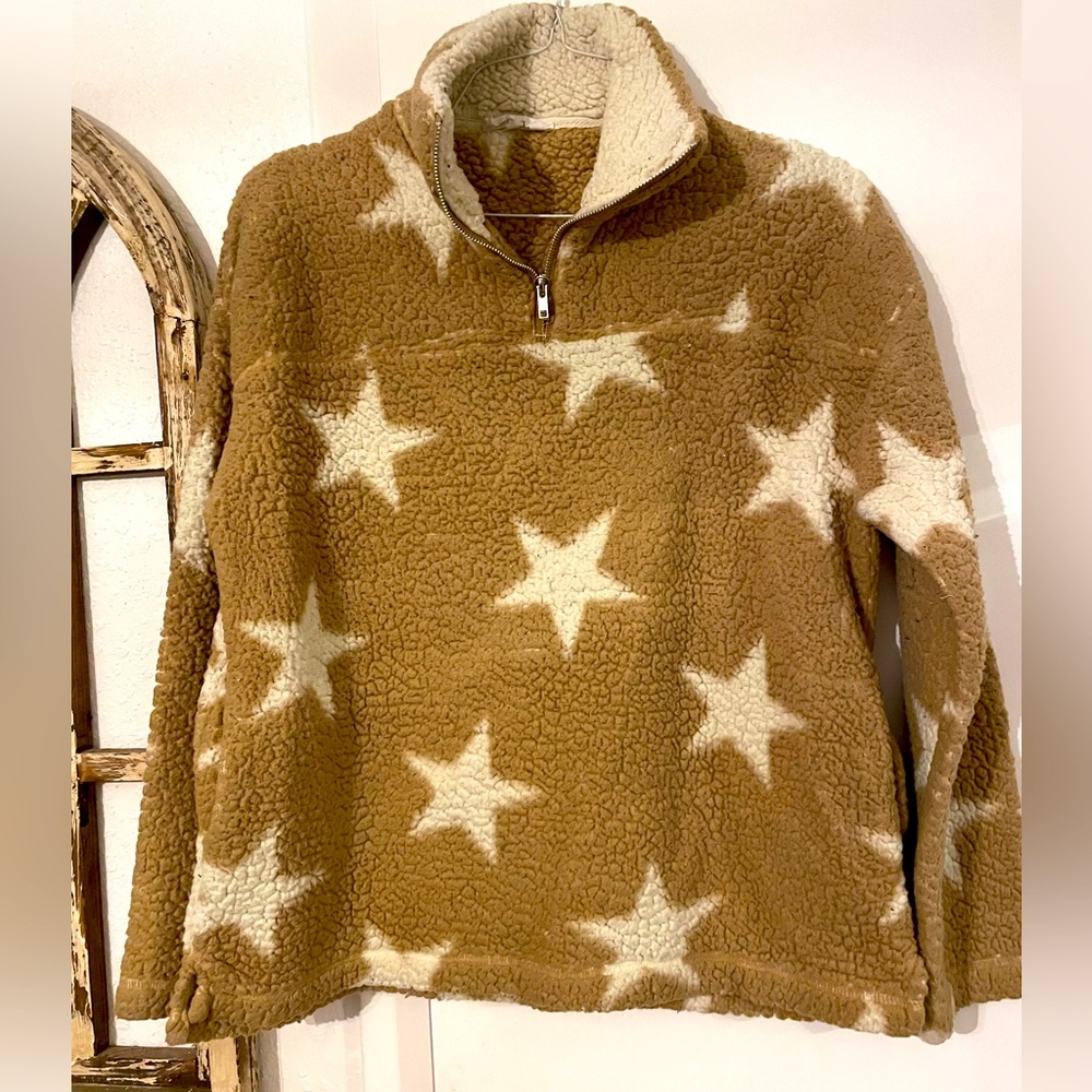 Super cute pullover